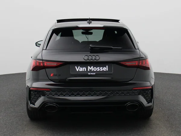 Audi RS3 (2024) — foto 56 van 65