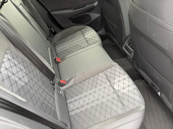 VOLKSWAGEN Golf VIII (2026) — foto 3 van 17