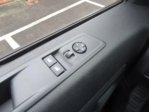 Opel Vivaro (2026) — foto 10 van 26