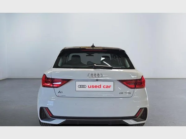 Audi A1 Sportback (2021) — foto 26 van 28