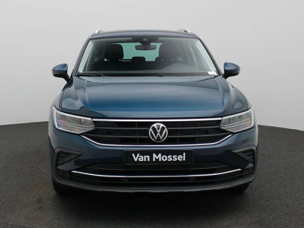 Volkswagen Tiguan (2022) — foto 23 van 41