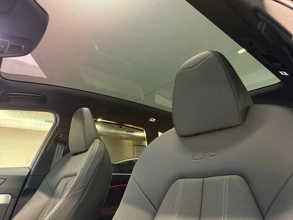 AUDI A6 Avant e-hybrid (PHEV) (2025) — foto 8 van 20