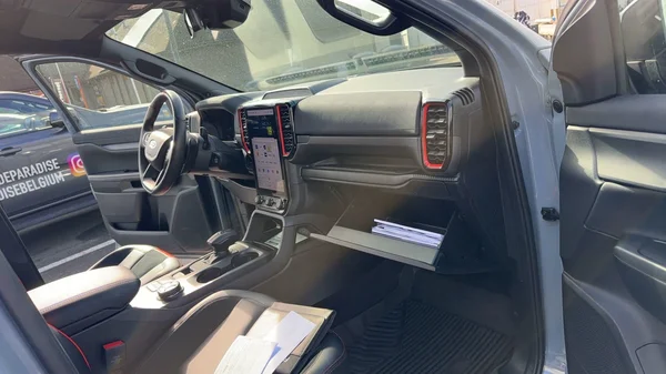Ford Ranger (2025) — foto 9 van 19