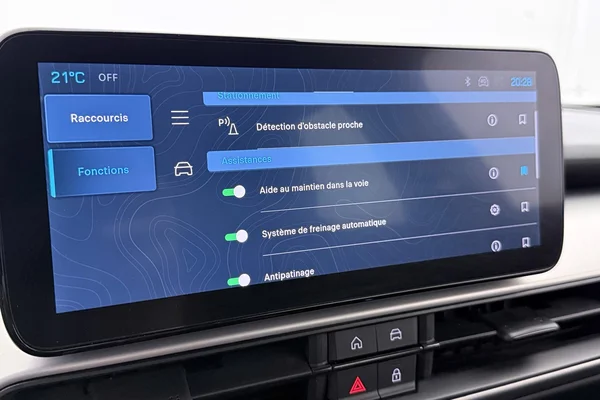 Jeep E-Avenger (2025) — foto 9 van 38
