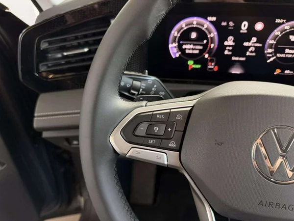 Volkswagen Tiguan — foto 6 van 25
