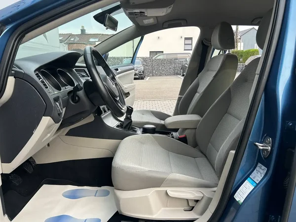 Volkswagen Golf (2013) — foto 17 van 19