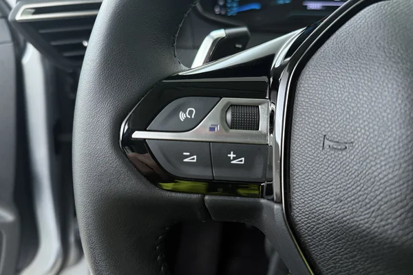 Peugeot 208 (2025) — foto 6 van 19
