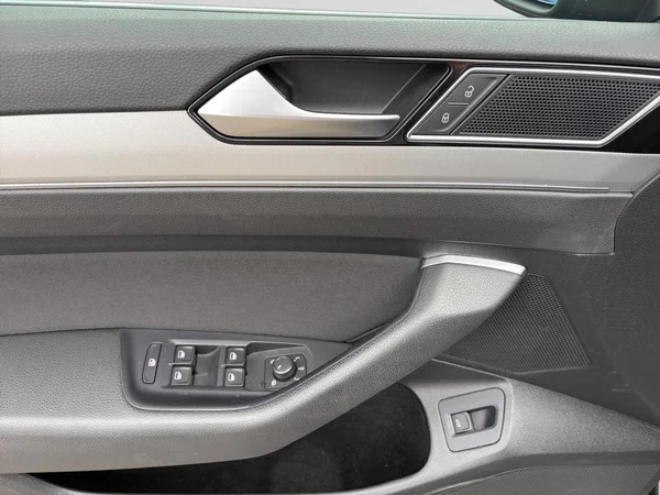 VOLKSWAGEN Passat Dsl (2015) — foto 3 van 11