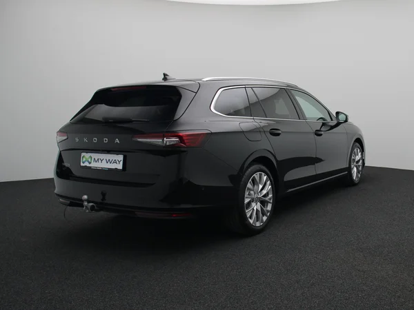 SKODA Superb Combi (2025) — foto 12 van 18