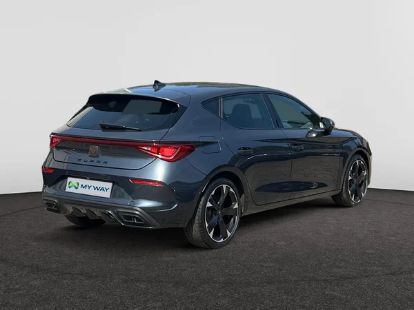 CUPRA Leon (2023) — foto 21 van 24
