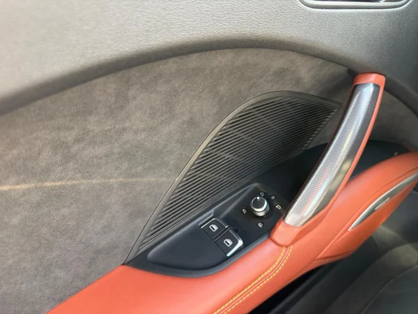 AUDI TT Roadster (2021) — foto 8 van 23