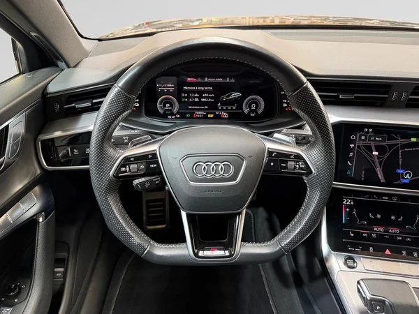 AUDI A6 SW PHEV (2021) — foto 2 van 17