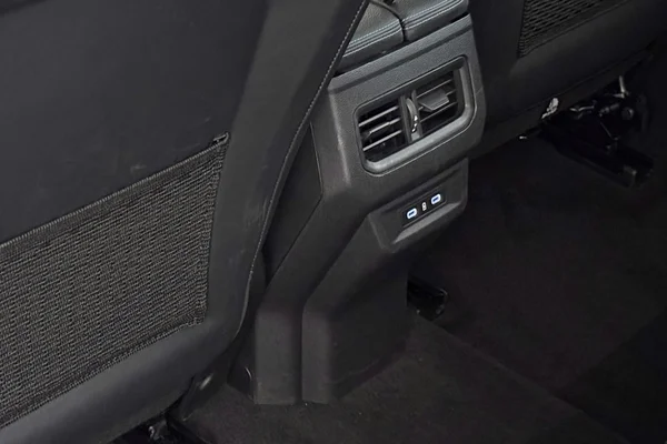 Renault Espace E-TECH (HEV) (2023) — foto 9 van 30