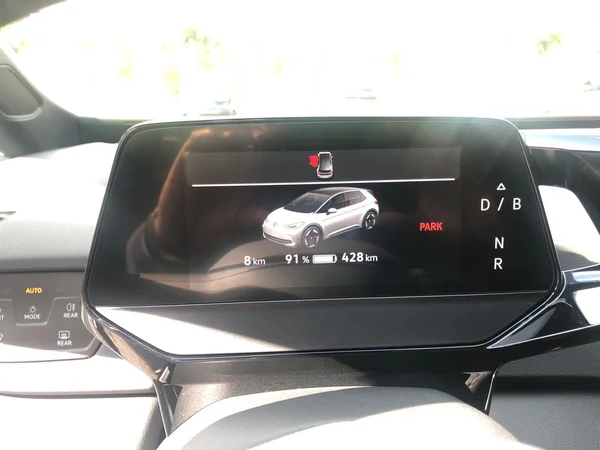 VOLKSWAGEN ID.3 (2023) — foto 3 van 21