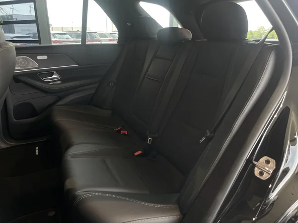 Mercedes-Benz GLE (2023) — foto 7 van 23