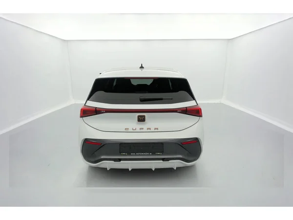 CUPRA Born (2022) — foto 29 van 32