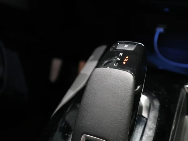 Peugeot 3008 (2021) — foto 13 van 28
