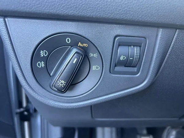 VOLKSWAGEN Taigo (2022) — foto 26 van 32