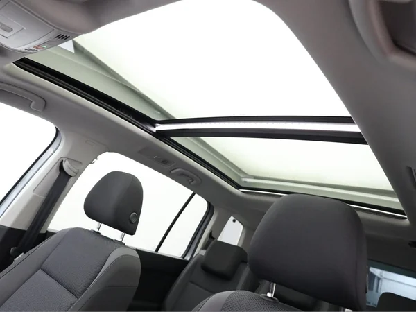 VOLKSWAGEN Touran (2026) — foto 7 van 23