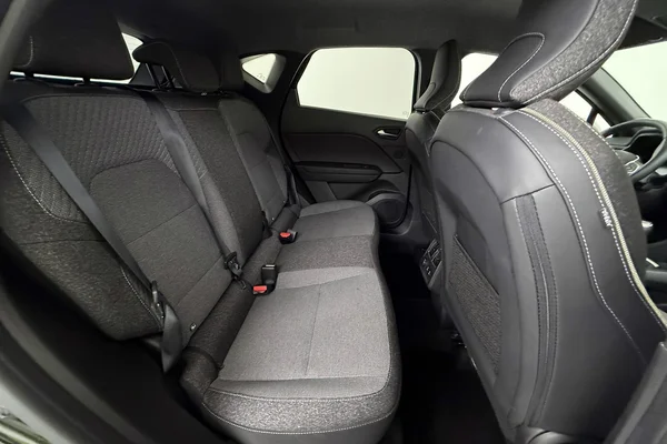 Renault Captur (2025) — foto 10 van 25