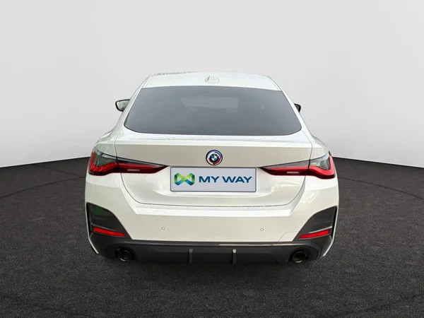 BMW 4 Gran Coupe (G26) (2022) — foto 18 van 24