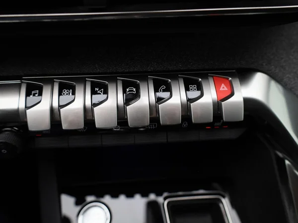 Peugeot 3008 (2021) — foto 18 van 46