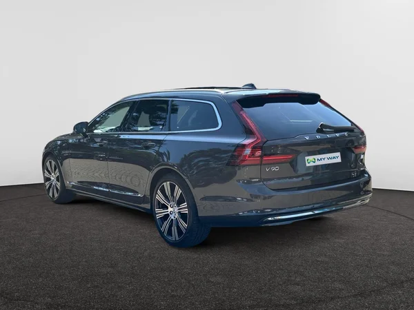 VOLVO V90 (2023) — foto 18 van 24