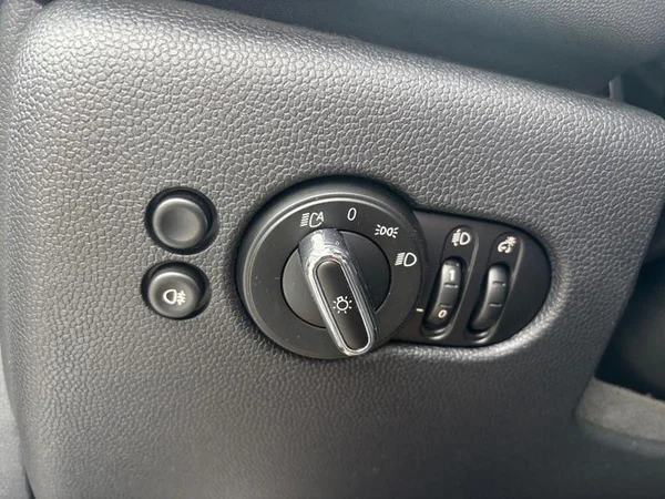 MINI Mini (F56 LCI II) (2023) — foto 20 van 31