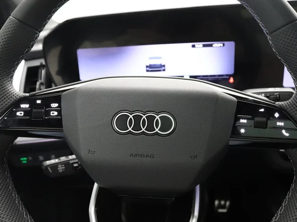 AUDI Q4 Sportback e-tron (2026) — foto 2 van 20