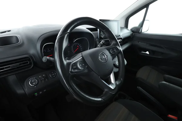 Opel Combo Life (2021) — foto 2 van 16