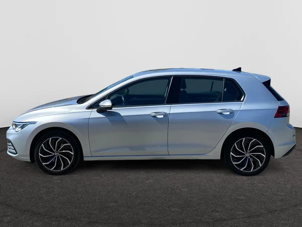 VOLKSWAGEN Golf VIII (2023) — foto 4 van 9