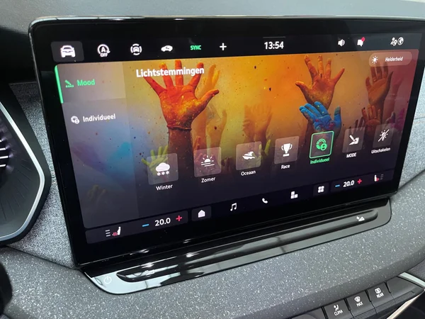 SKODA Octavia Combi (2025) — foto 12 van 13