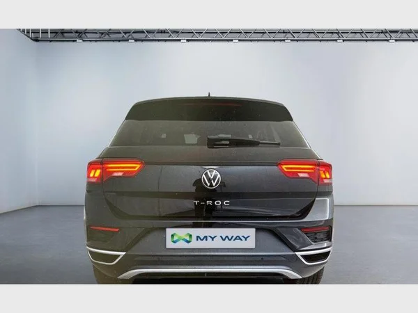 Volkswagen T-Roc (2021) — foto 21 van 23
