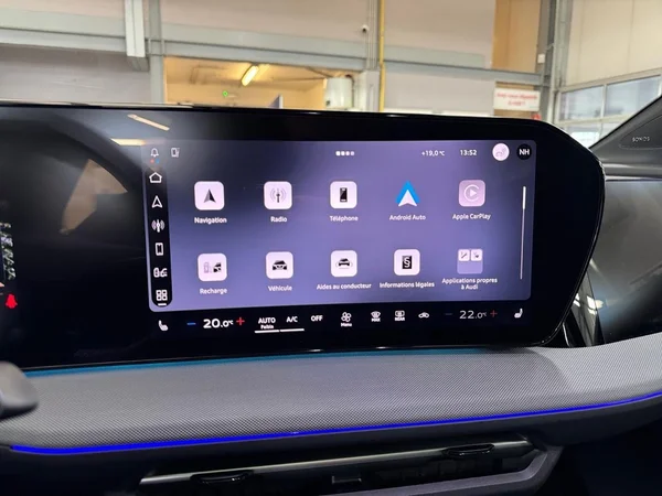 AUDI Q4 e-tron (2026) — foto 12 van 13