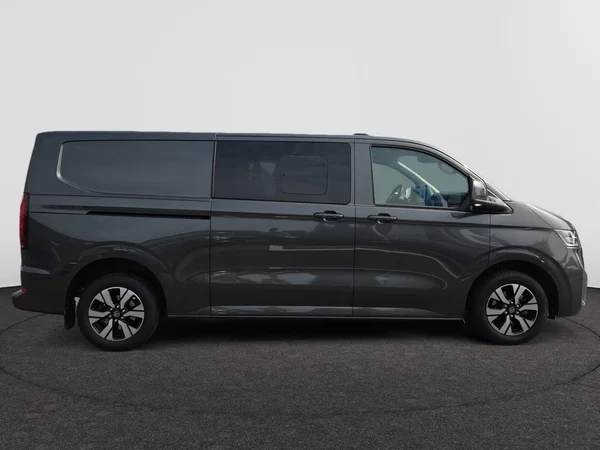 VOLKSWAGEN Transporter T7 32 Combi Lwb Dsl (2025) — foto 16 van 19
