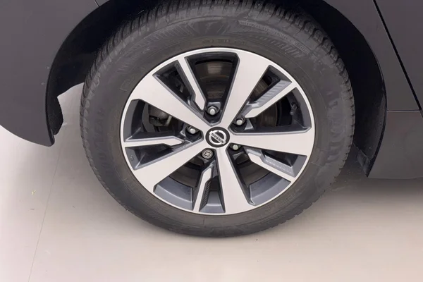 Nissan Leaf (2021) — foto 28 van 41