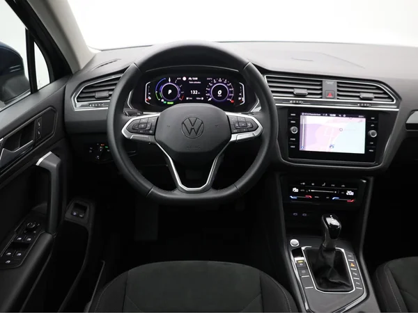 VOLKSWAGEN Tiguan eHybrid (PHEV) (2021) — foto 6 van 21
