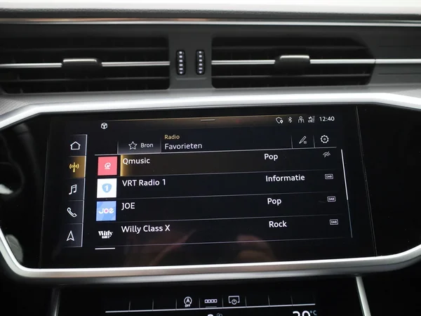 Audi A6 (2022) — foto 15 van 45