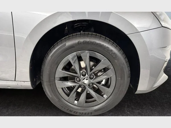 Skoda Fabia (2025) — foto 23 van 24