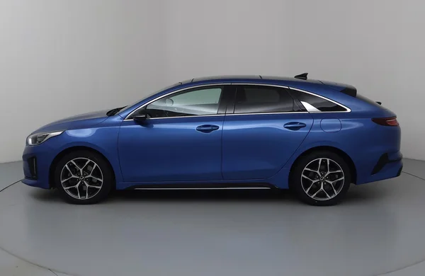 Kia ProCeed (2019) — foto 12 van 43