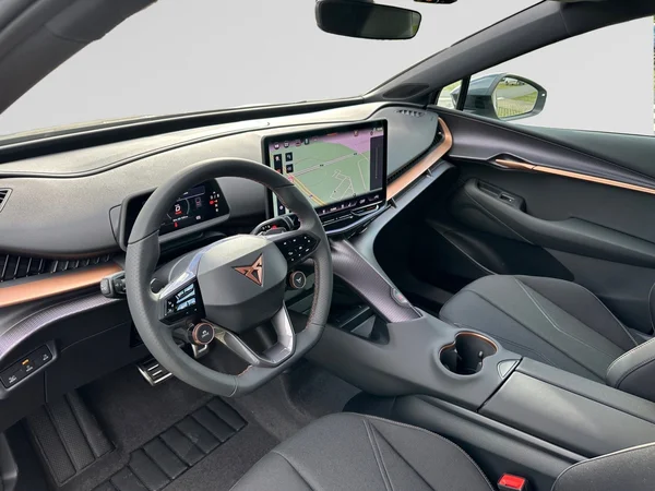 CUPRA Tavascan (2024) — foto 13 van 13