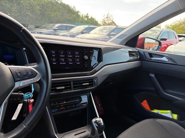 VOLKSWAGEN Polo (2022) — foto 11 van 11