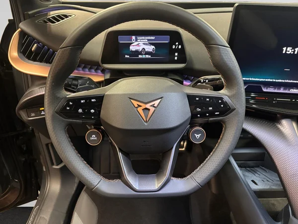 CUPRA Tavascan (2026) — foto 4 van 24