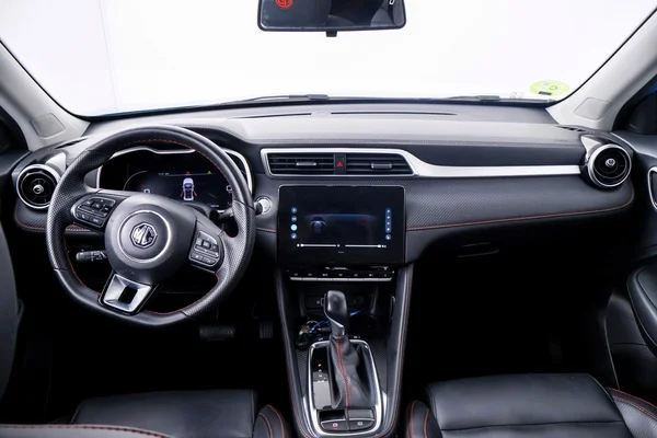 MG Zs (2024) — foto 2 van 89