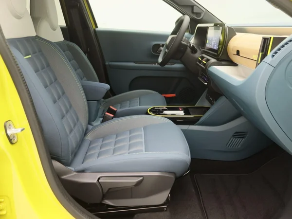 Fiat Grande Panda (2025) — foto 4 van 26