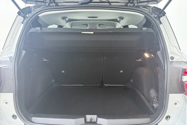 Opel Frontera (2025) — foto 15 van 19