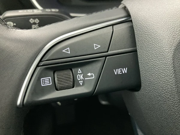AUDI Q3 (2022) — foto 17 van 36