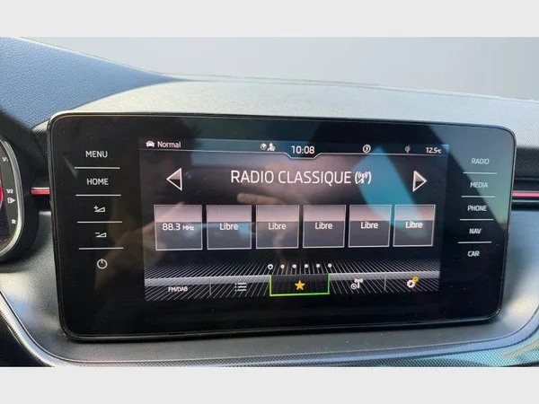 Skoda Kamiq (2022) — foto 5 van 29