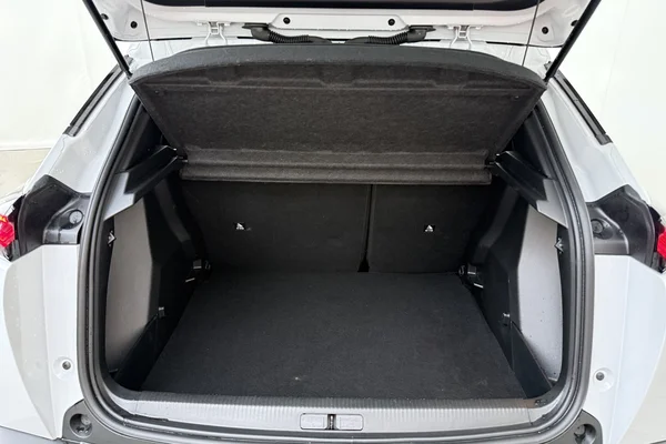 Peugeot 2008 (2025) — foto 15 van 19