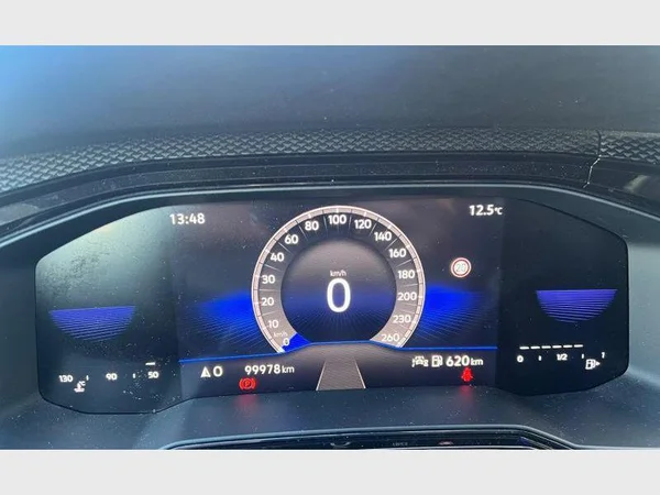 Volkswagen Polo (2023) — foto 11 van 28